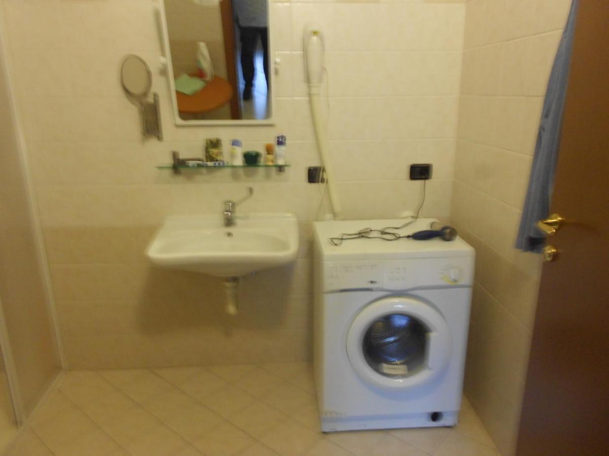 Residence Il Rampicante Монтичелли-Терме Номер фото