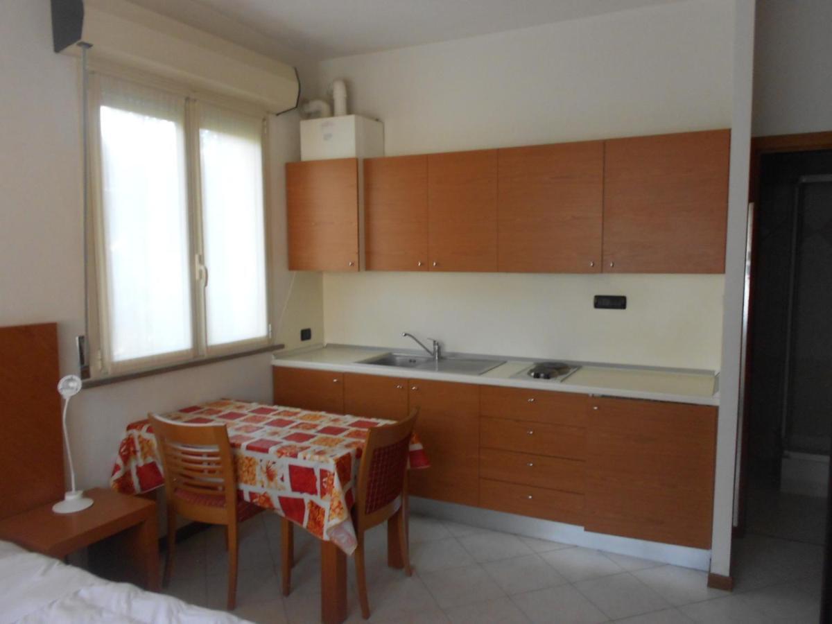 Residence Il Rampicante Монтичелли-Терме Номер фото
